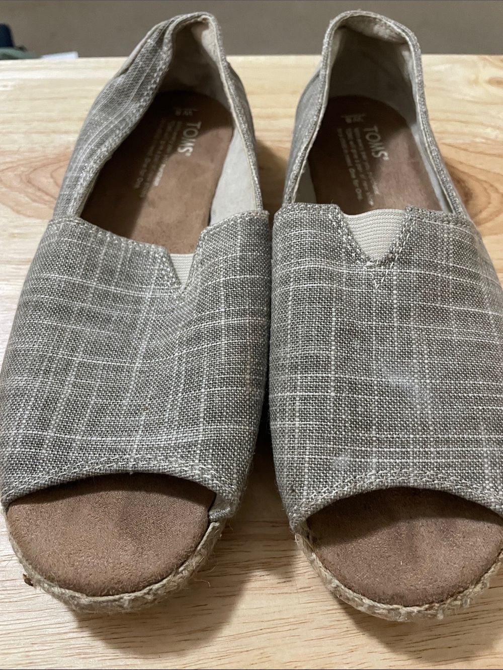 Toms Women’s Taupe Plaid Open-Toe Espadrille Sandals